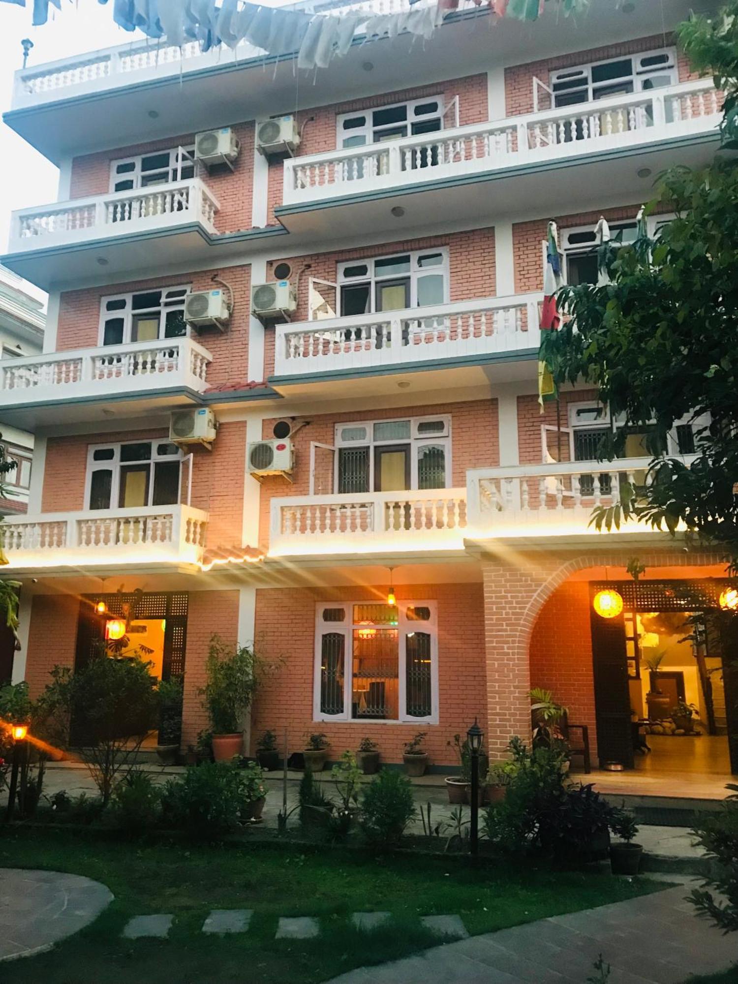 Hotel Lotus Garden Kathmandu Exterior foto